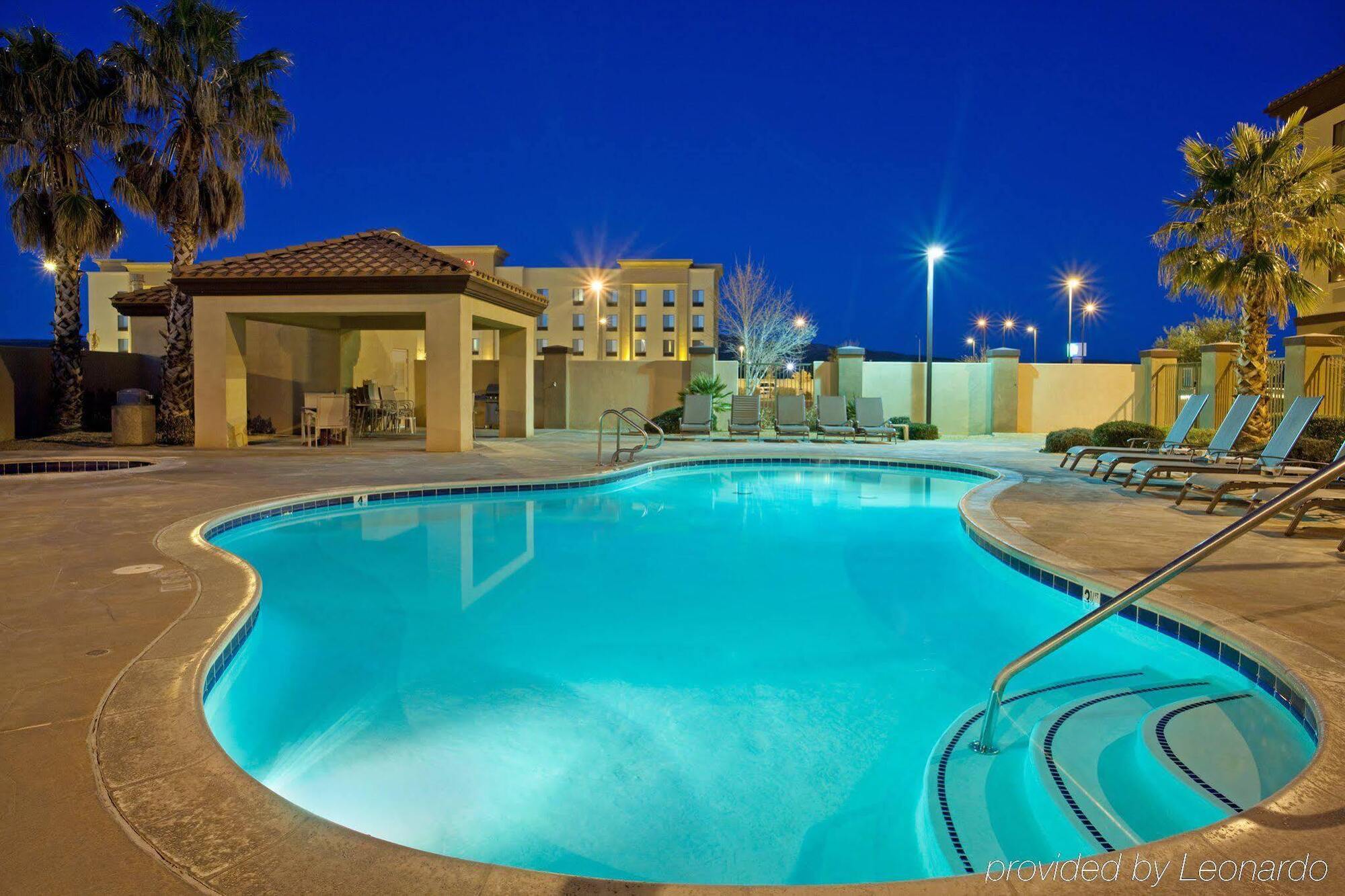 Holiday Inn Express Hotel & Suites Barstow By Ihg מראה חיצוני תמונה